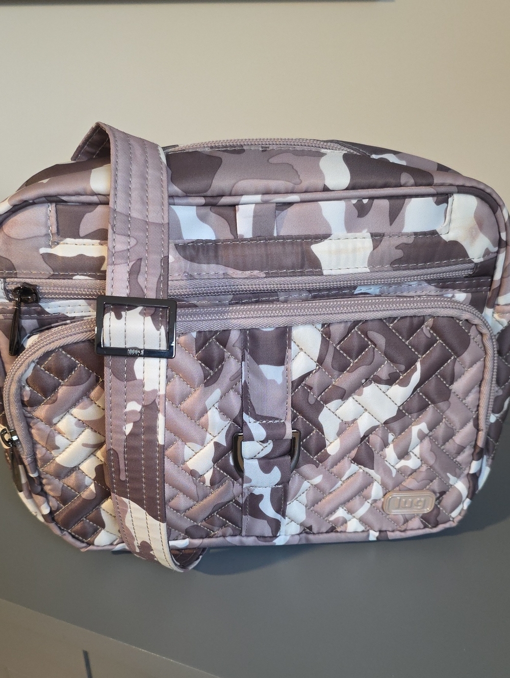 LUG NWOT Carousel XL Quilted Camo Crossbody Bag - Taupe Camouflage